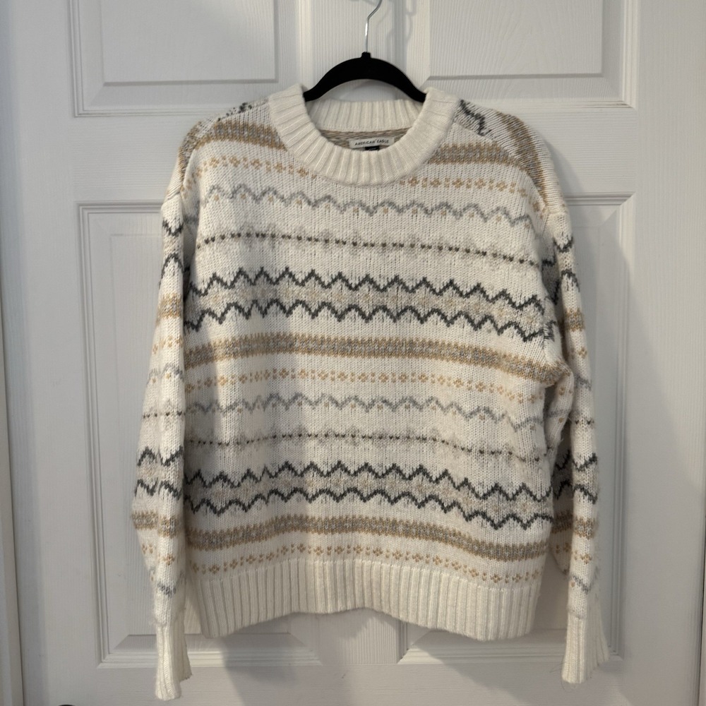 Amerian Eagle Women's White Fair isle Knit Pullover Sweater Oversized Size M